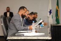 Sessão Ordinária: Câmara aprova piso salarial dos agentes de saúde e de endemias e aceita denúncia contra vereador